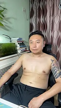 mrcake666 即時 XXX 聊天