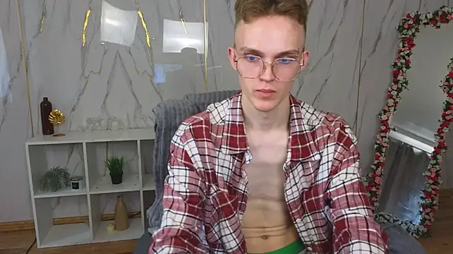 Živý XXX chat Midnight_gospell