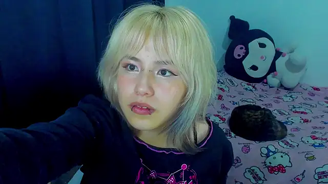 Akane-Mou 即時 XXX 聊天