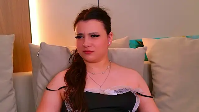 Pauline_Heaven's Live XXX Chat