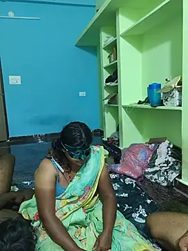 Show Webcam de Hotviyaja-sexy