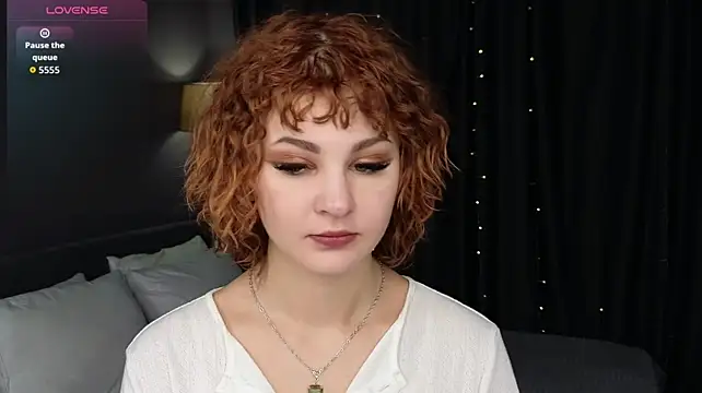 Kira__Fluffy's Live XXX Chat