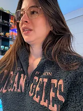 Sharon_07 লাইভ XXX চ্যাট