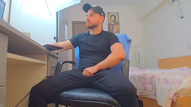 Ryanstone_ live XXX chat