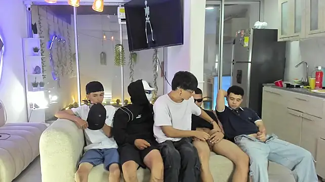 دردشة Houseofwarrios الجنسية المباشرة