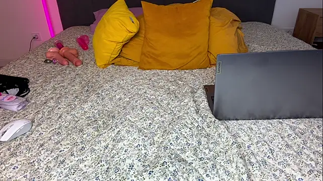 Živý XXX chat LucyWillow