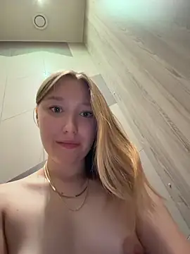 -NaughtyAngel-'s Live XXX Chat