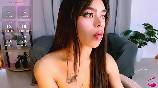 Chat +18 de pixie_bryte ao vivo