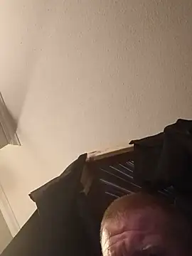 cockycummer Adlı Modelin Canlı XXX Sohbeti