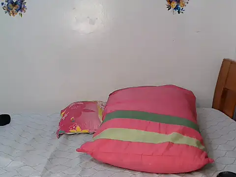 salliee_'s Live XXX Chat