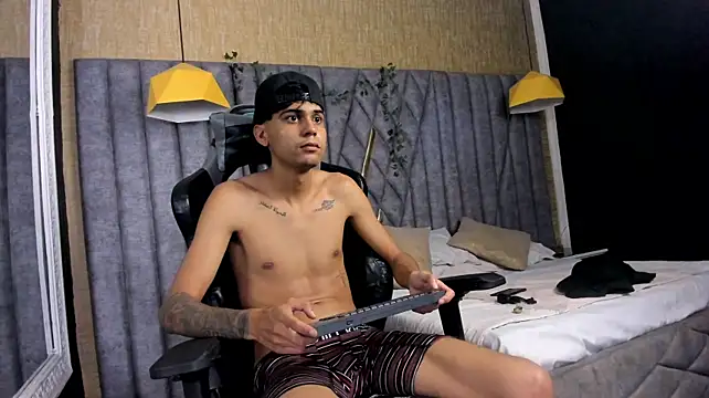 IvanJackson's Live XXX Chat