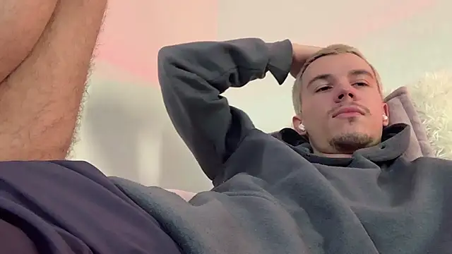 Jeremy1Scott's Live XXX Chat