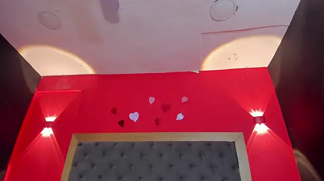 Chat XXX en directo de YayaHilton