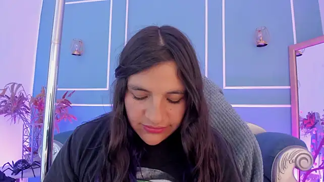 TaraTaylorr's Live XXX Chat
