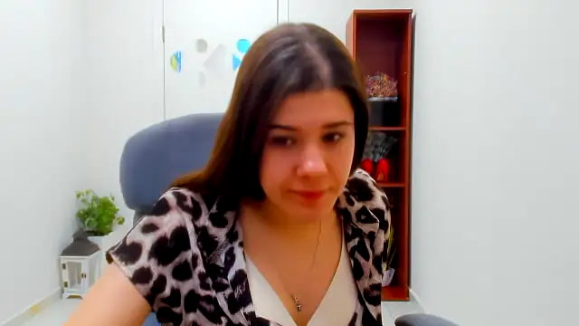دردشة Joannia الجنسية المباشرة