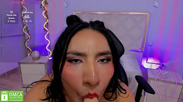 Chat XXX en directo de fiory_tay
