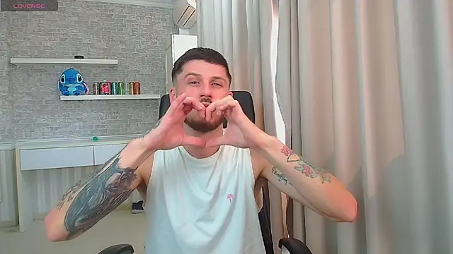 JonahShaw 라이브 XXX 채팅