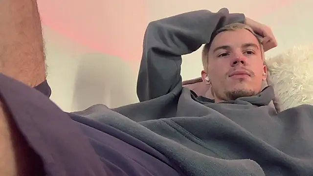 Jeremy1Scott লাইভ XXX চ্যাট