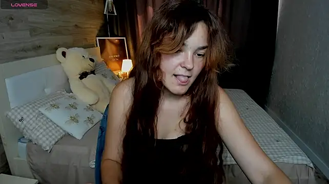 XXX chat uživo modela LeyaaStarr