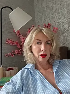 Živý XXX chat stellahere8