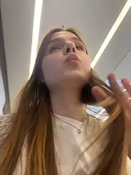 Czat XXX na żywo – Lunabelle_