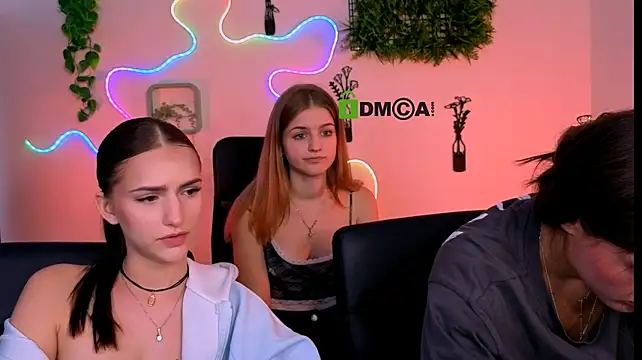 lisa_dark_'s Live XXX Chat