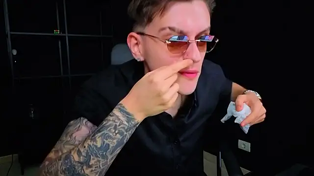 FelixStarkk Live XXX-chat