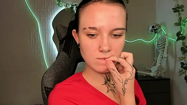 Elastikisssn Live XXX chat