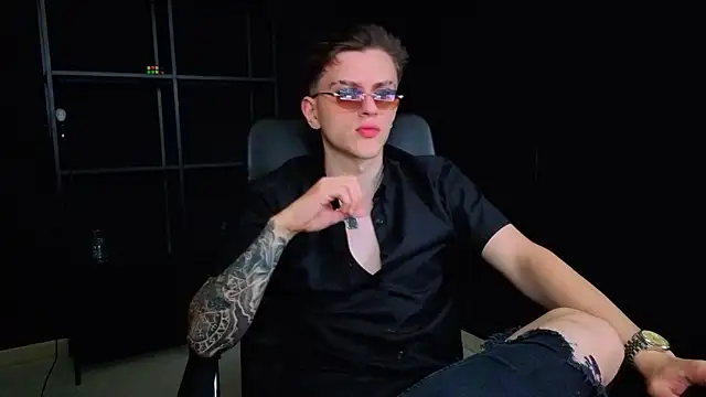 FelixStarkk élő XXX-chatje