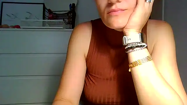 Ms-Lust1-'s Live XXX Chat