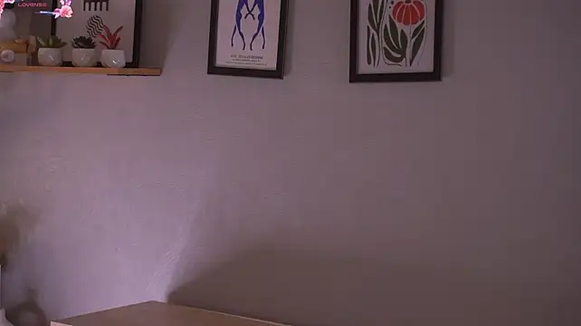 دردشة Emmiellee الجنسية المباشرة