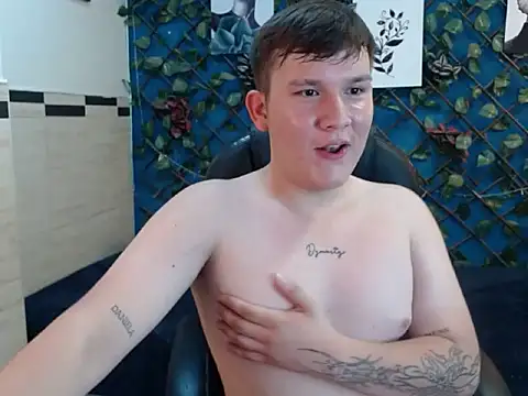 Czat XXX na żywo – damian_miller7