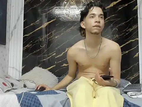 Онлайн чат XXX perverted_boyys22