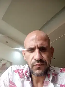 عرض كام Ozzypolo