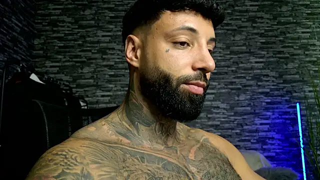MasculineGuy99 Chat XXX in diretta