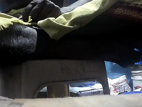 Precumking1's Live XXX Chat