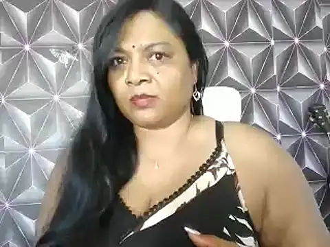 IndianDelia: онлайн-секс-чат