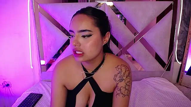 Chatroom XXX en direct de sweetbloomcs