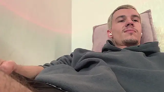 Chat XXX ao vivo de Jeremy1Scott