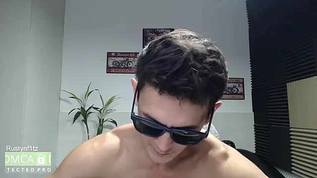 Rustynf1tz_のライブXXXチャット