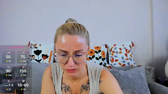 Chat +18 de LadyIzabel ao vivo