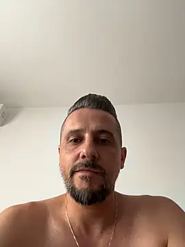 InsaneMattt élő XXX-chatje