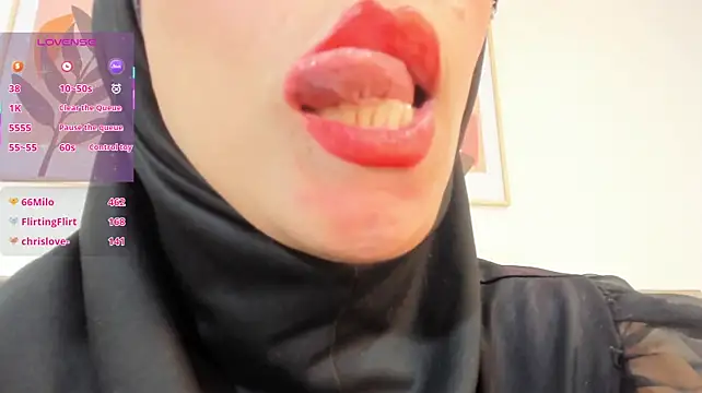 hanajameela Adlı Modelin Canlı XXX Sohbeti