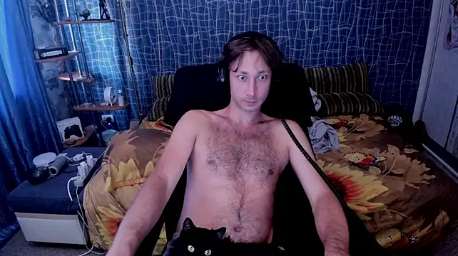 CuteBoy228's Live XXX Chat