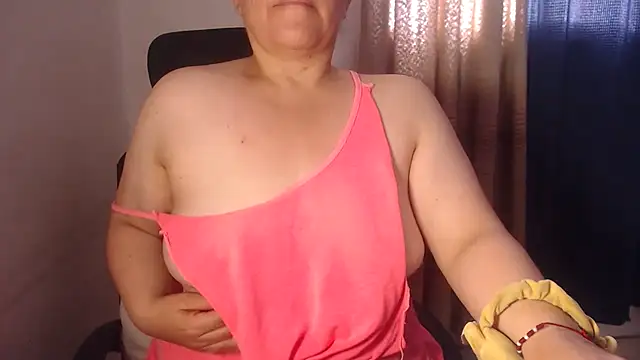 Chatroom XXX en direct de agathamiller01
