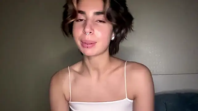 Chat XXX en directo de JessiaRuezga