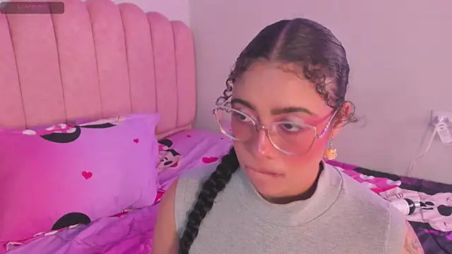 Chat XXX en directo de antonelllepiercee