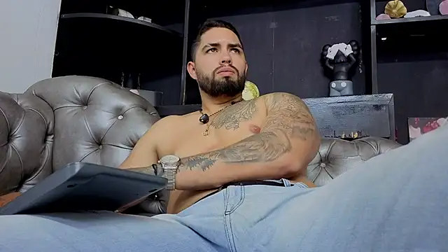 Chat +18 de matteosantos ao vivo