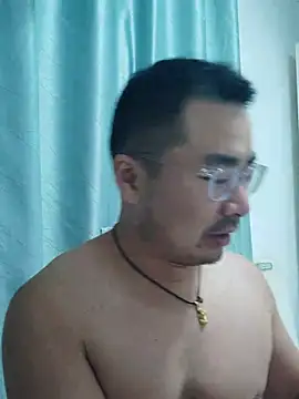 guozuo – webcam-show