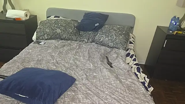 piggylatino webkamerás műsora